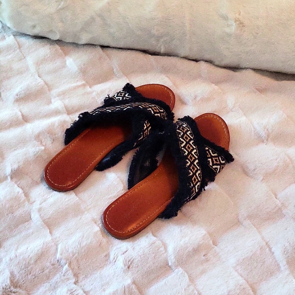 🔆Textile Upper Fuzzy Beachy Comfy Sandals - Women 8🔆 - Picture 3 of 8